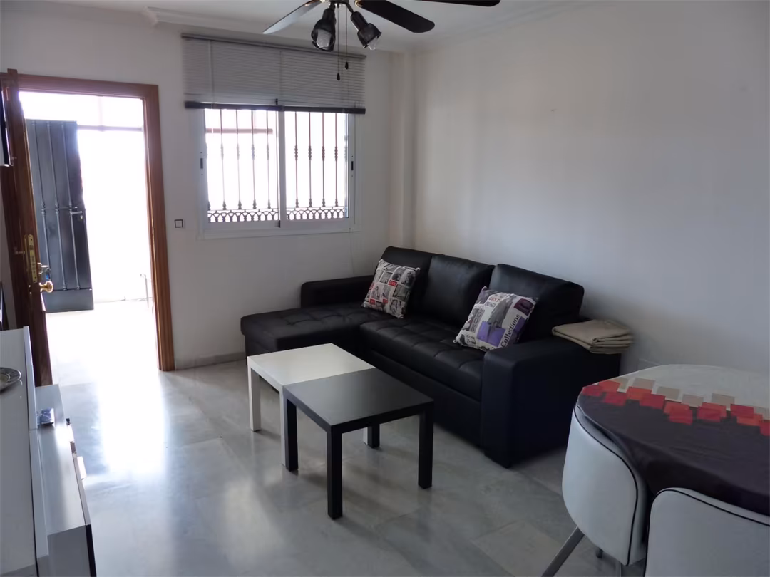 Piso en  Calle Santa Ines 19