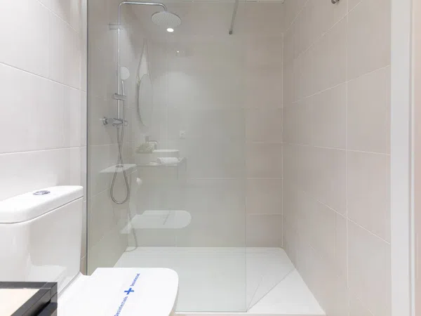 Estudio en calle de Jordi de Sant Jordi, 9 - Foto 6