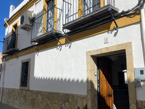 Casa independiente en Barrio Campo de la Verdad