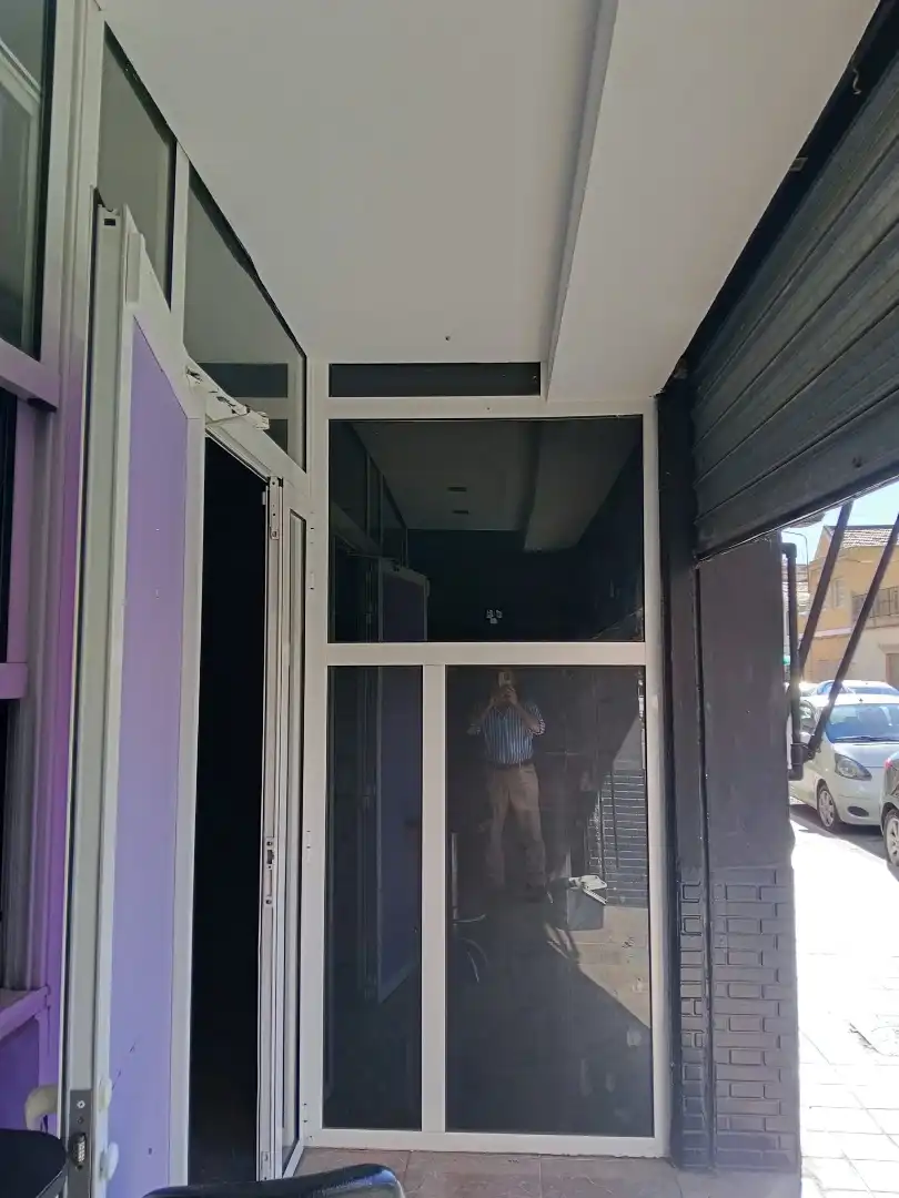 Planta baja en  Carrer de Santander 27 - Foto 6