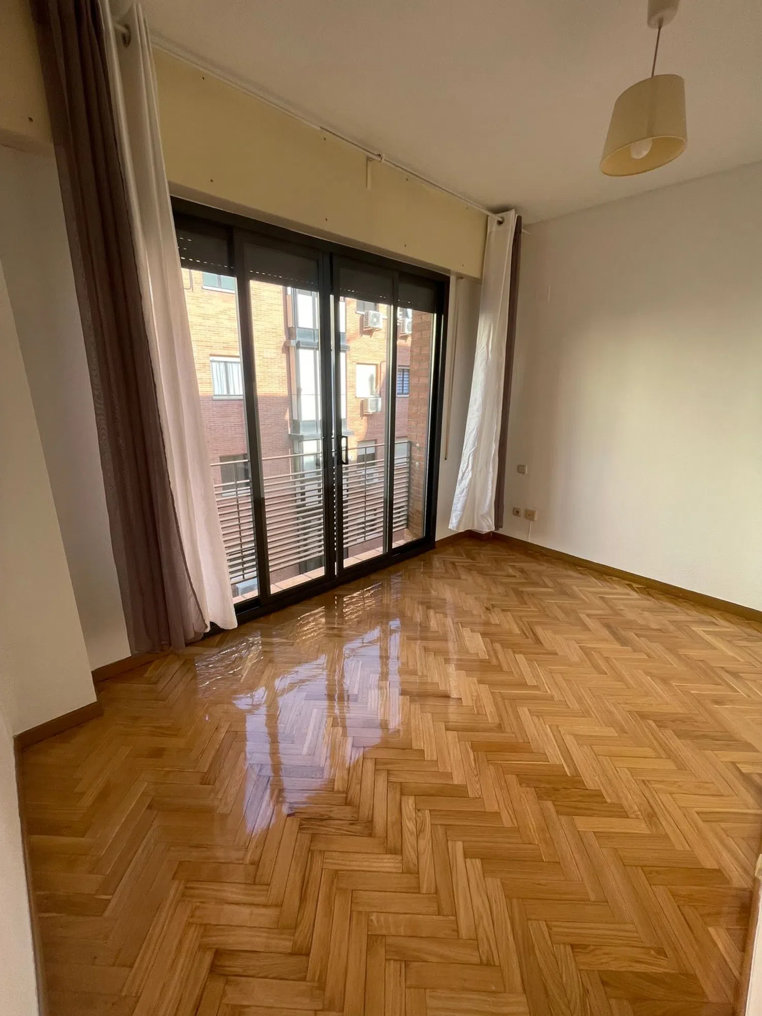 Piso en calle de Tarragona, 24 - Foto 1