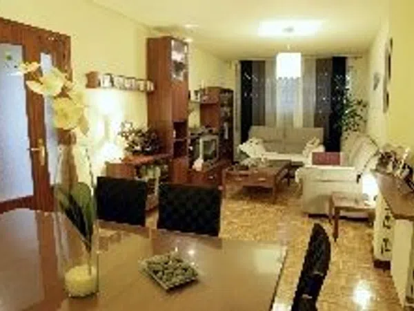 Piso en calle Islas Canarias, 133