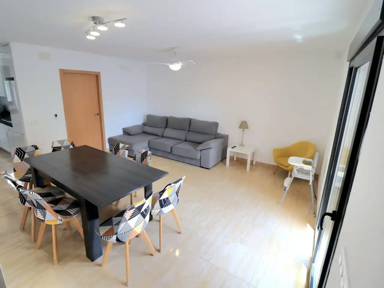 Casa adosada en  Avinguda Platja Cristall 15 - Foto 5