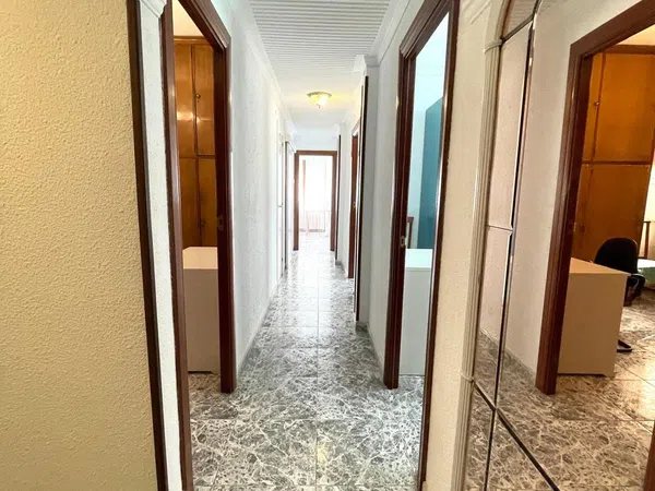 Piso en Calle de Toledo, 32, Ciudad Jardín - Parque Roma - Foto 4