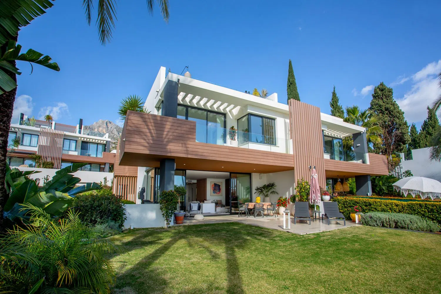 Casa independiente en calle Monte Mayor, 4