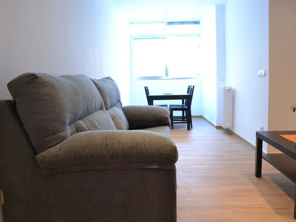 Piso en ronda de Valencia, 8