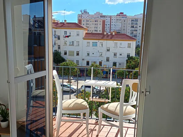 Piso en Calle Carlos Falgueras, 2, Los Castillejos - La Trinidad - Foto 2
