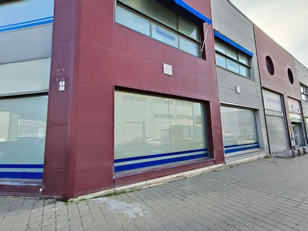 Local en Calle Pino Estrobo, 1, Palmete-Padre Pío-Hacienda San Antonio - Foto 3