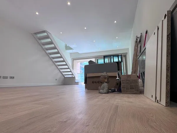 Dúplex en calle de Cronos, 24