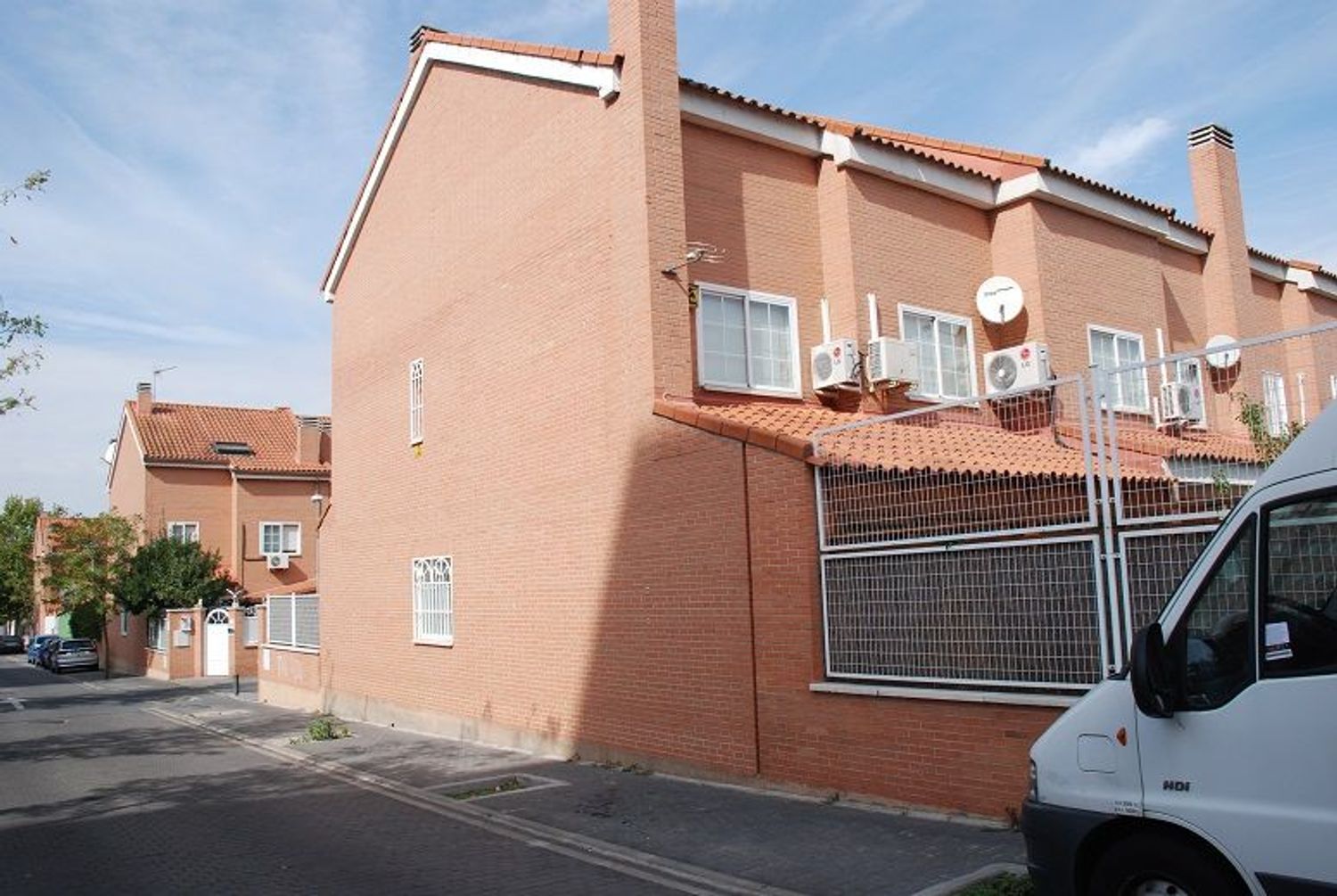 Chalet adosado en calle Escuelas, 2 - Foto 2