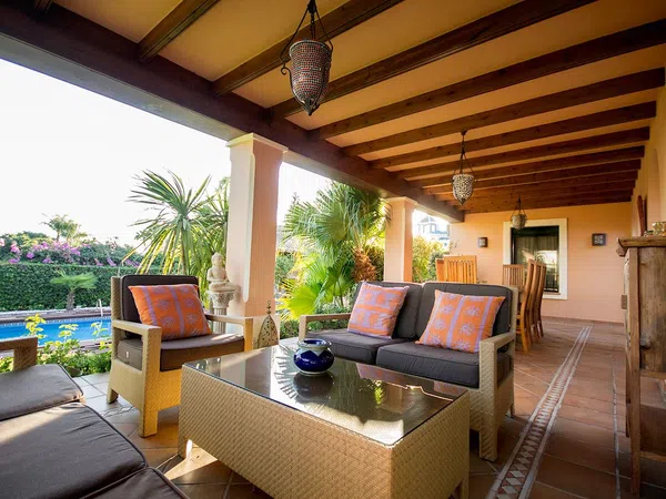 Casa o chalet independiente en Avenida Reina Doña Sofia, 34, Bahía de Marbella - Foto 2