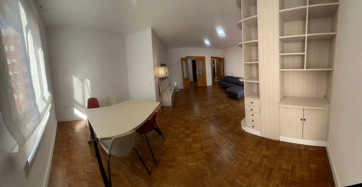 Piso en calle d'Armando Palacio Valdés, 10 - Foto 5