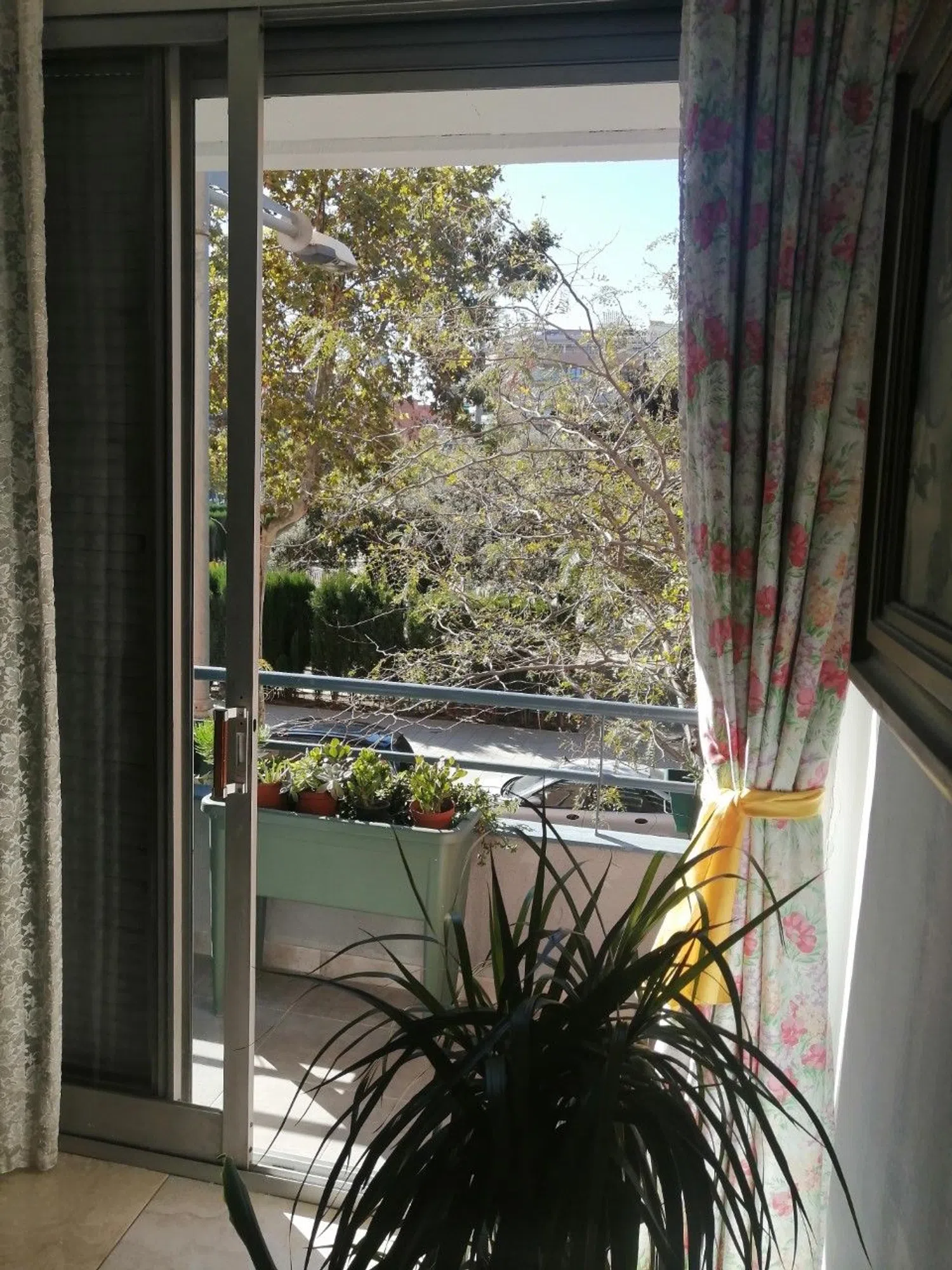 Piso en calle d'Espronceda, 245 - Foto 2
