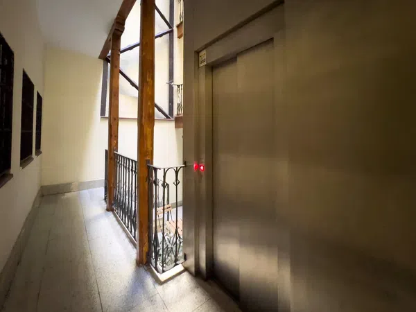 Estudio en calle Tarragona, 38 - Foto 2