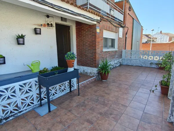 Chalet adosado en Plaza Virgen de Compasco, 1 - Foto 2