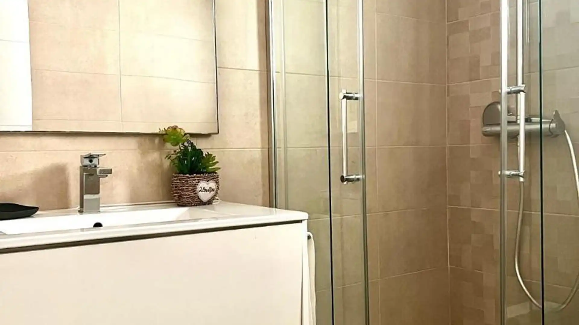 Piso en  Carrer de Roger de Flor 43 - Foto 9