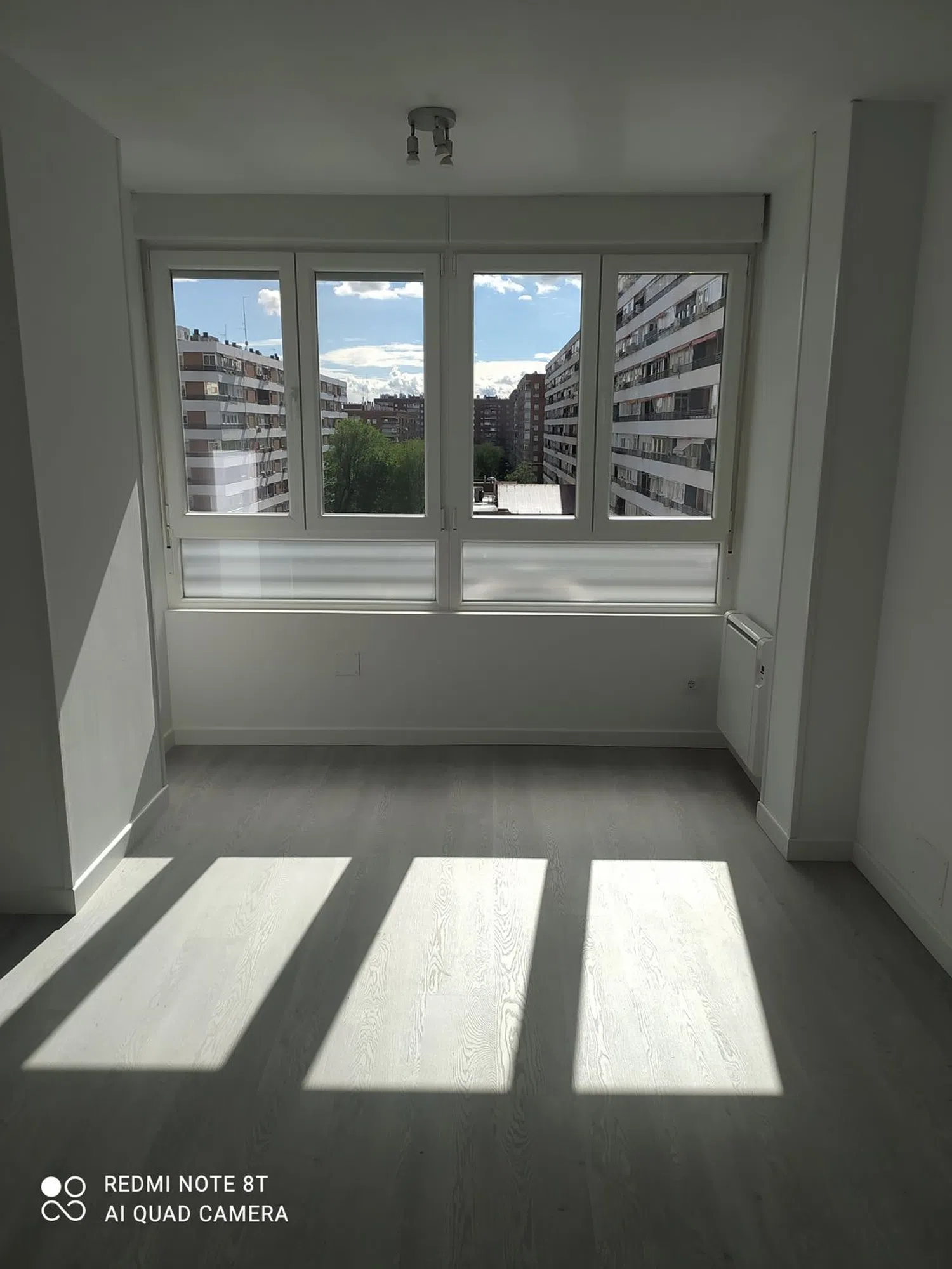 Piso en calle de la Isla de Arosa, 47 - Foto 2