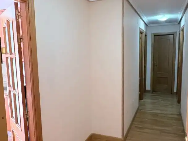 Piso en  Calle de Covadonga 15 - Foto 3