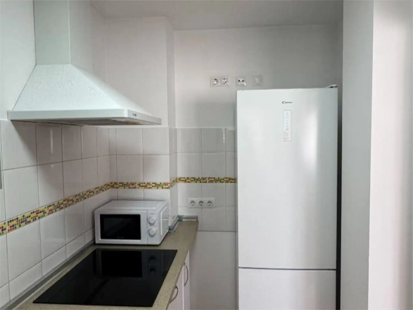 Piso en  Calle Pintor Pepe Dámaso 30 - Foto 2