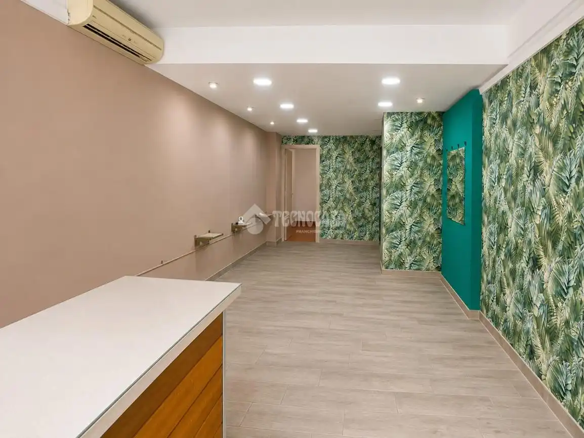 Local comercial en L'Hospitalet de Llobregat - Foto 12