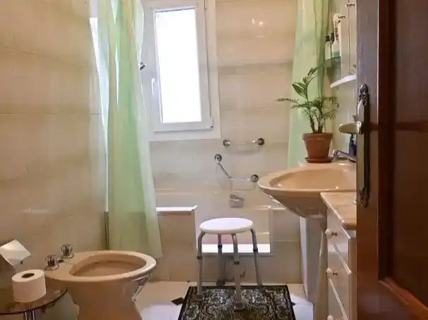 Casa adosada en  Calle las Tiendas 25 - Foto 4