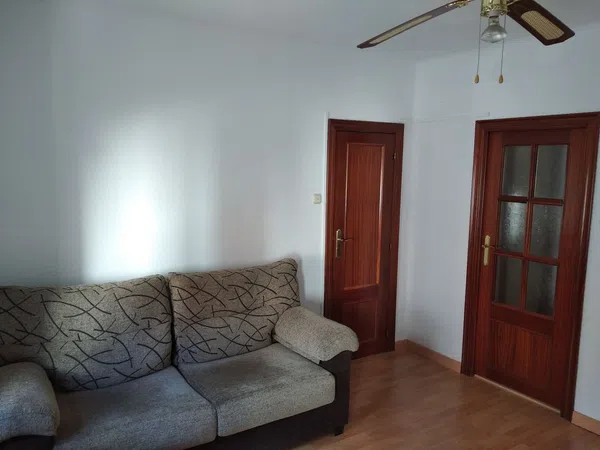 Piso en avenida de Federico Anaya, 31