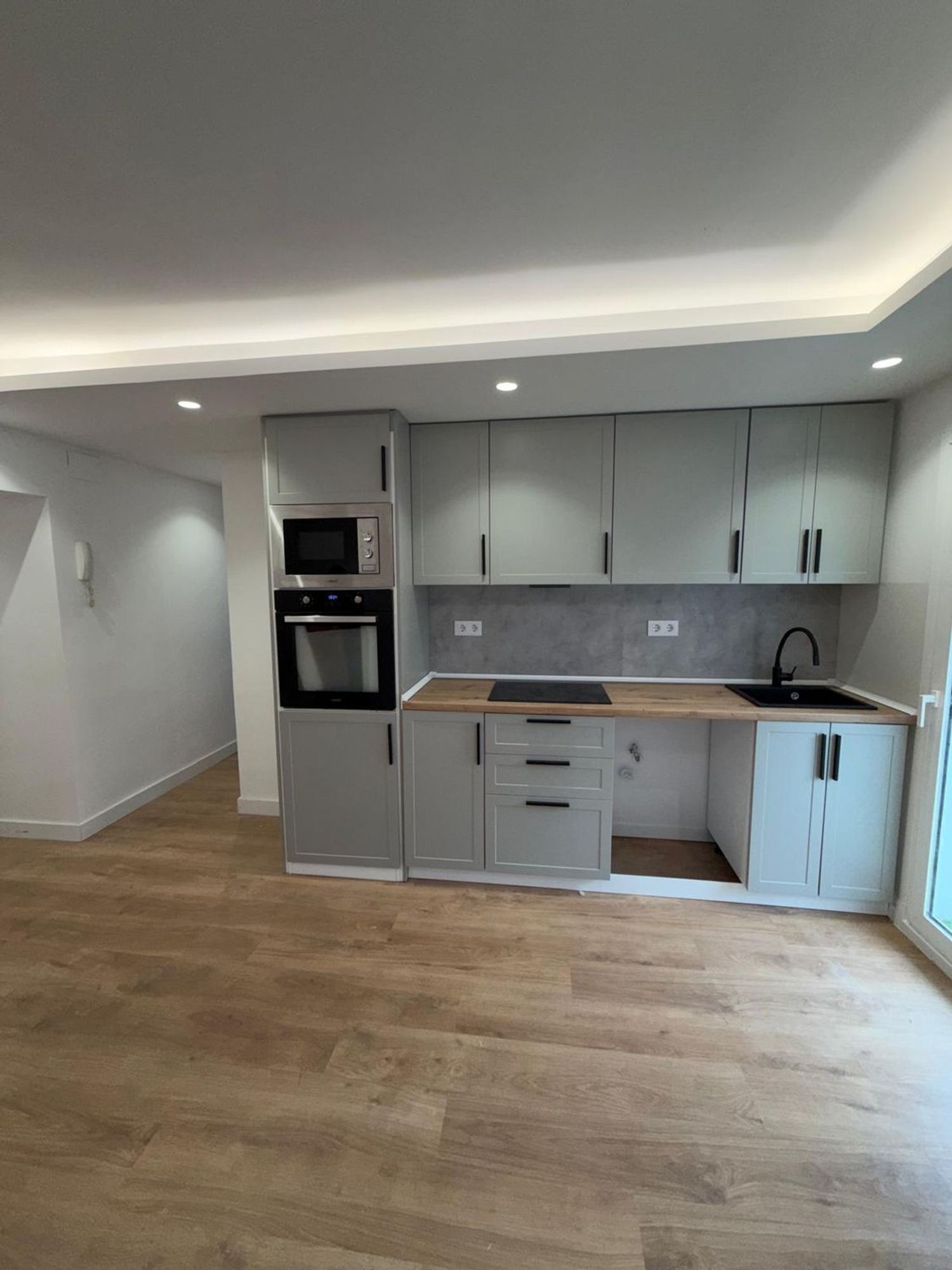 Piso en venta en Avenida de la Constitucion, 58 - Foto 1