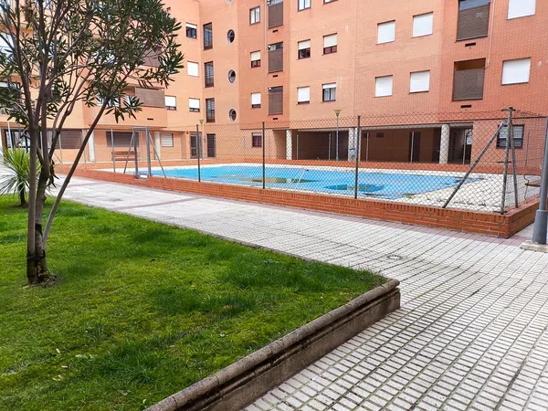 Piso en paseo Luis Cortés, 49