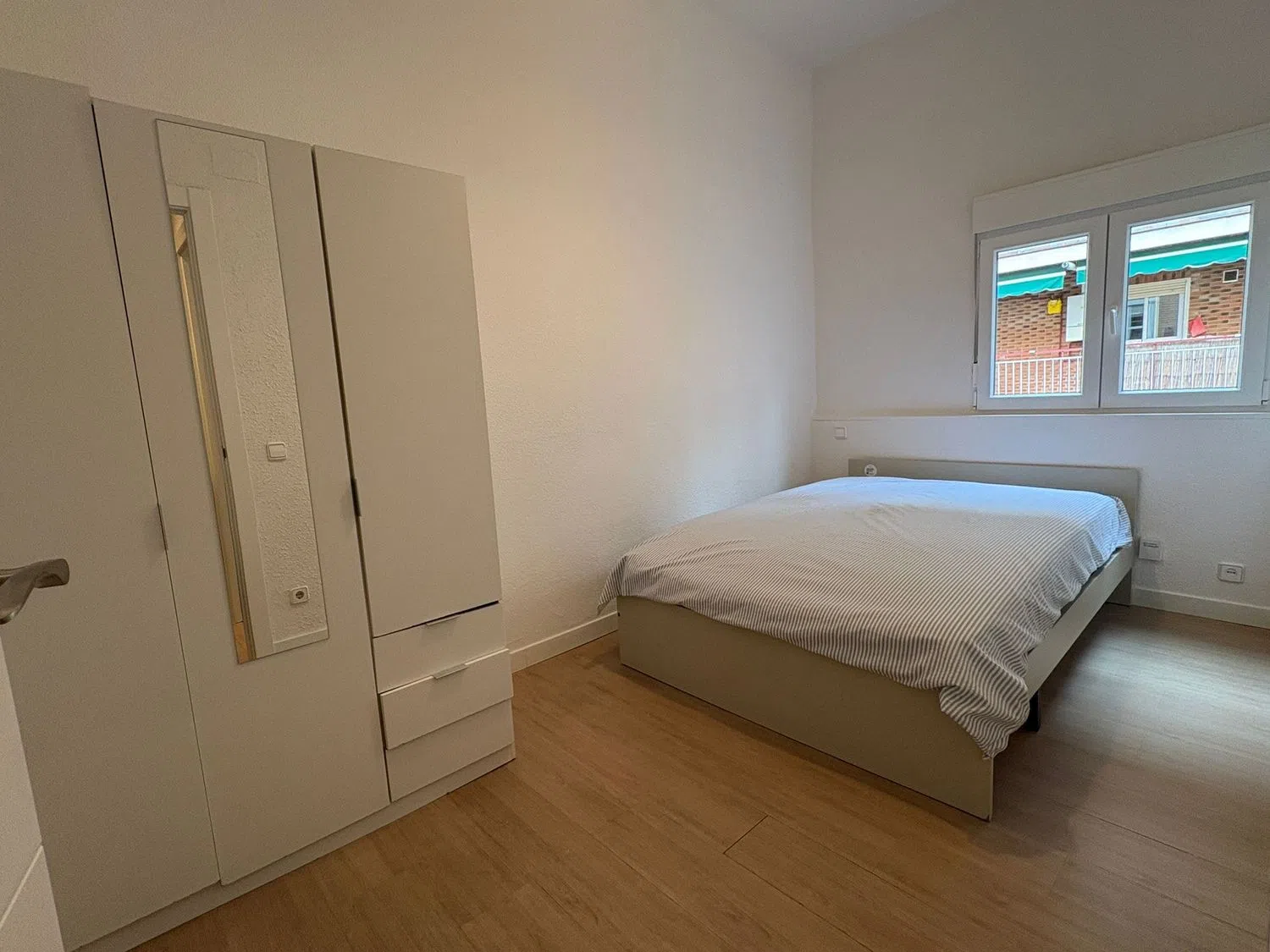 Piso en calle Pinos Alta, 91 - Foto 3