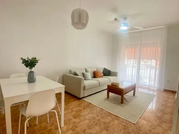 Piso en calle Floridablanca, 28