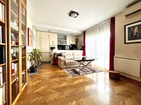 Piso en calle Arenalón, 5