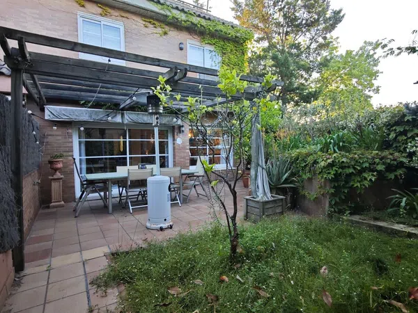Chalet adosado en Mirasol - Foto 18