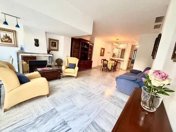 Dúplex en Marbella House Calle Ramón Gómez de la Serna, Marbella, 23, Playa de la Fontanilla - Foto 4