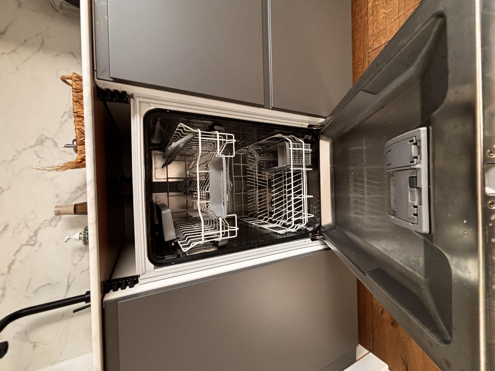 Casa adosada en  Calle del Río Jarama 14 - Foto 13