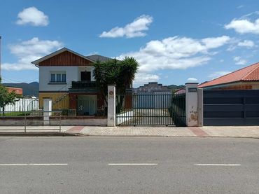 Chalet en  Avenida Fernando Díaz Villabella 41 - Foto 8