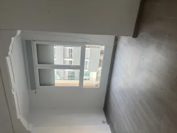 Piso en  Carrer de Sagunt 104 - Foto 5