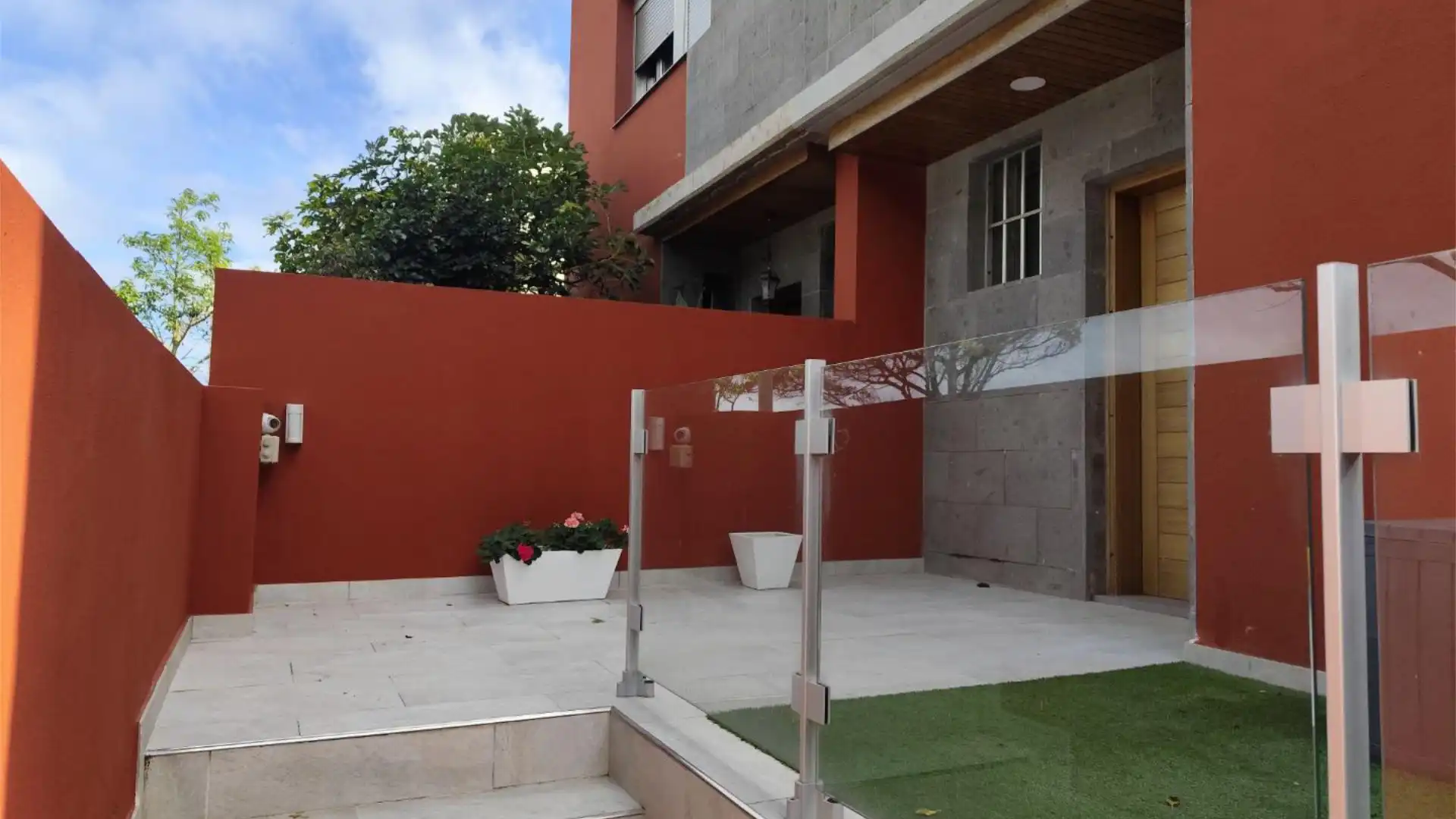 Casa adosada en  Calle Francisco de La Torre 31 - Foto 47