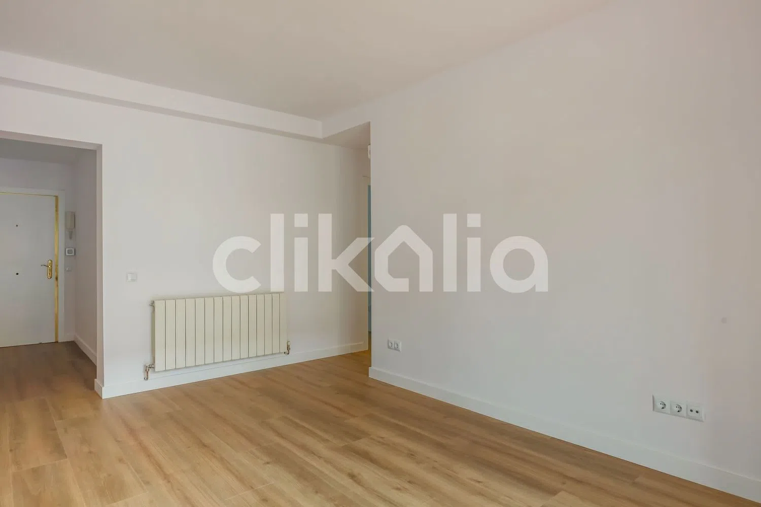 Piso en avenida Reyes Católicos - Foto 4