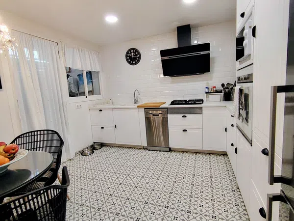 Piso en Barrio Coll d'En Rabassa - Foto 9