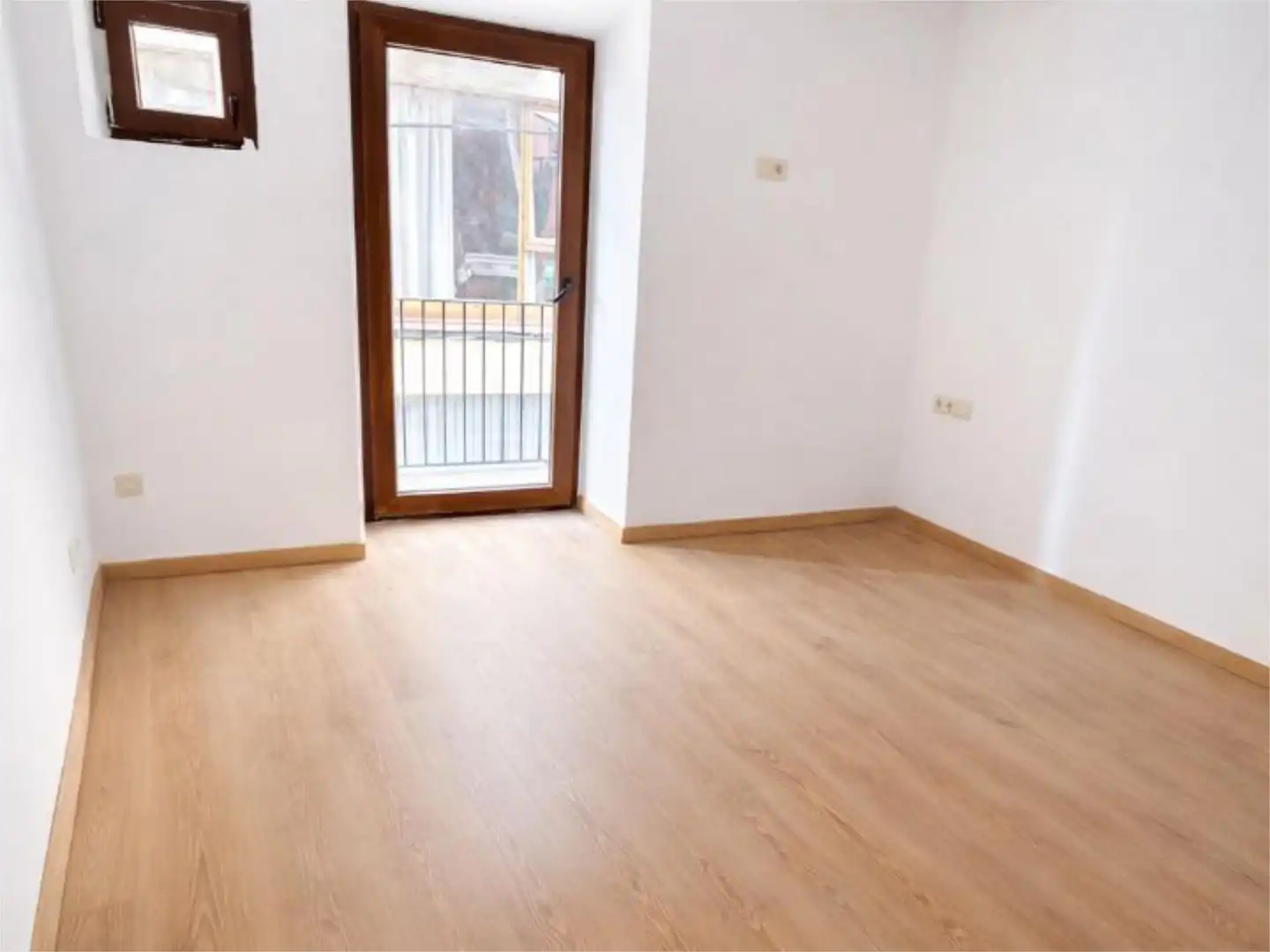 Piso en  Carrer Abat Oliba 7 - Foto 5