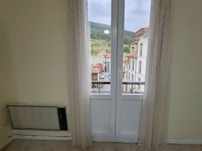 Piso en  Calle Arzobispo Valdés Salas 1 - Foto 7