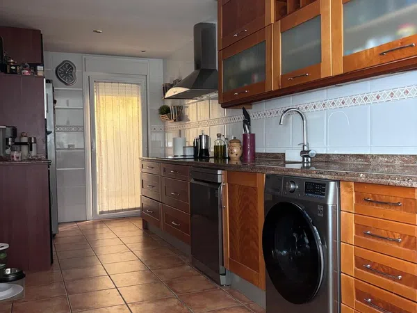 Chalet adosado en Loeches - Foto 6