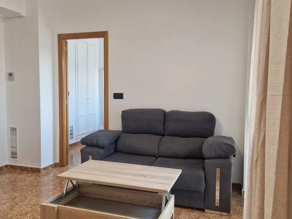 Piso en avenida Don Juan de Borbon, 3 - Foto 3