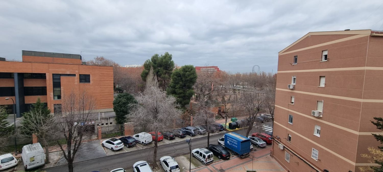 Piso en Universidad - Foto 1