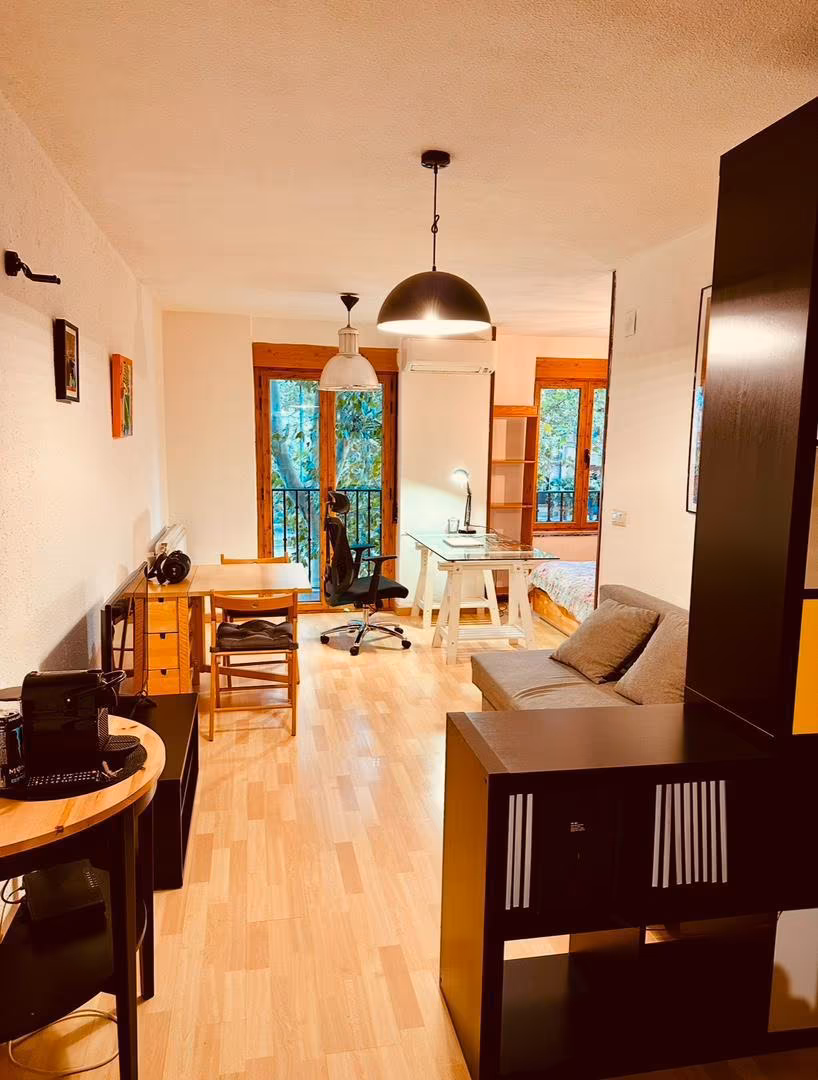 Loft en  Avenida de los Reyes de España 32