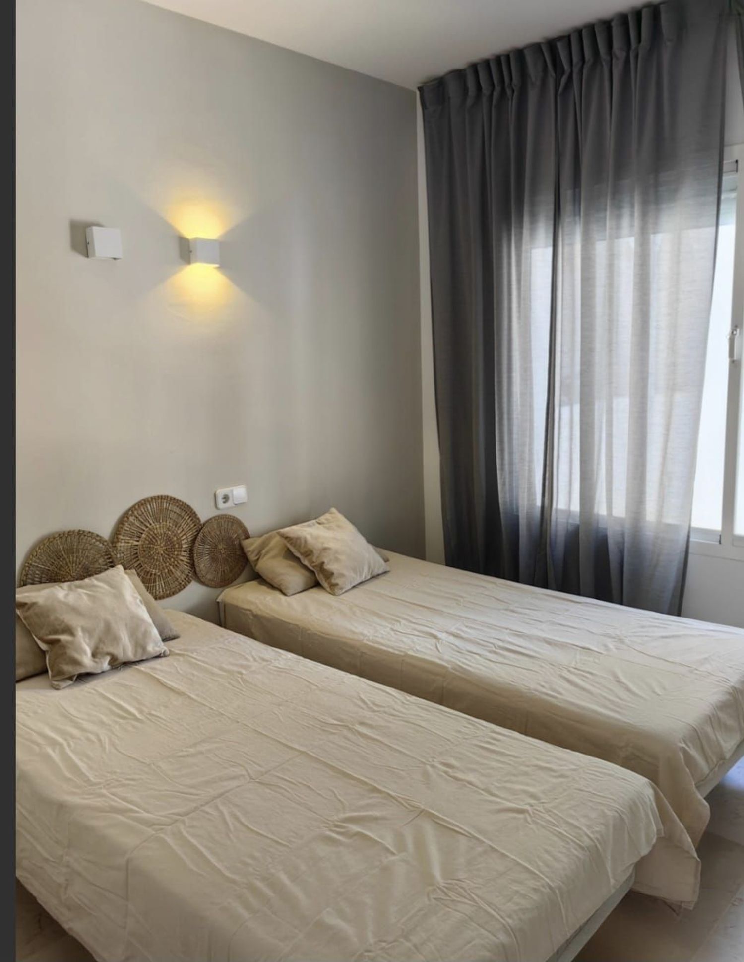 Piso en Urbanización Los Pinos de Aloha, 67 - Foto 2