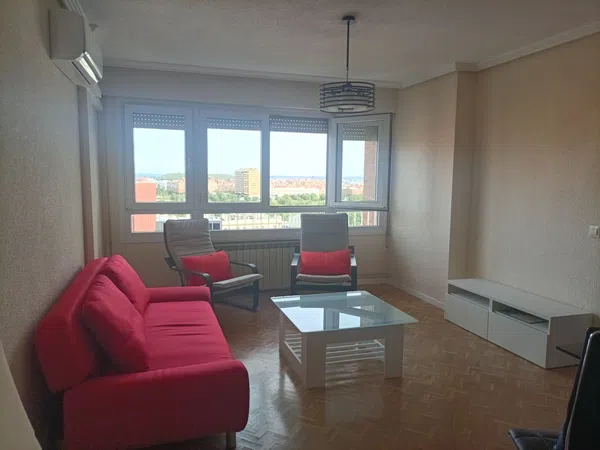 Alquiler de piso en Pavones - Foto 2