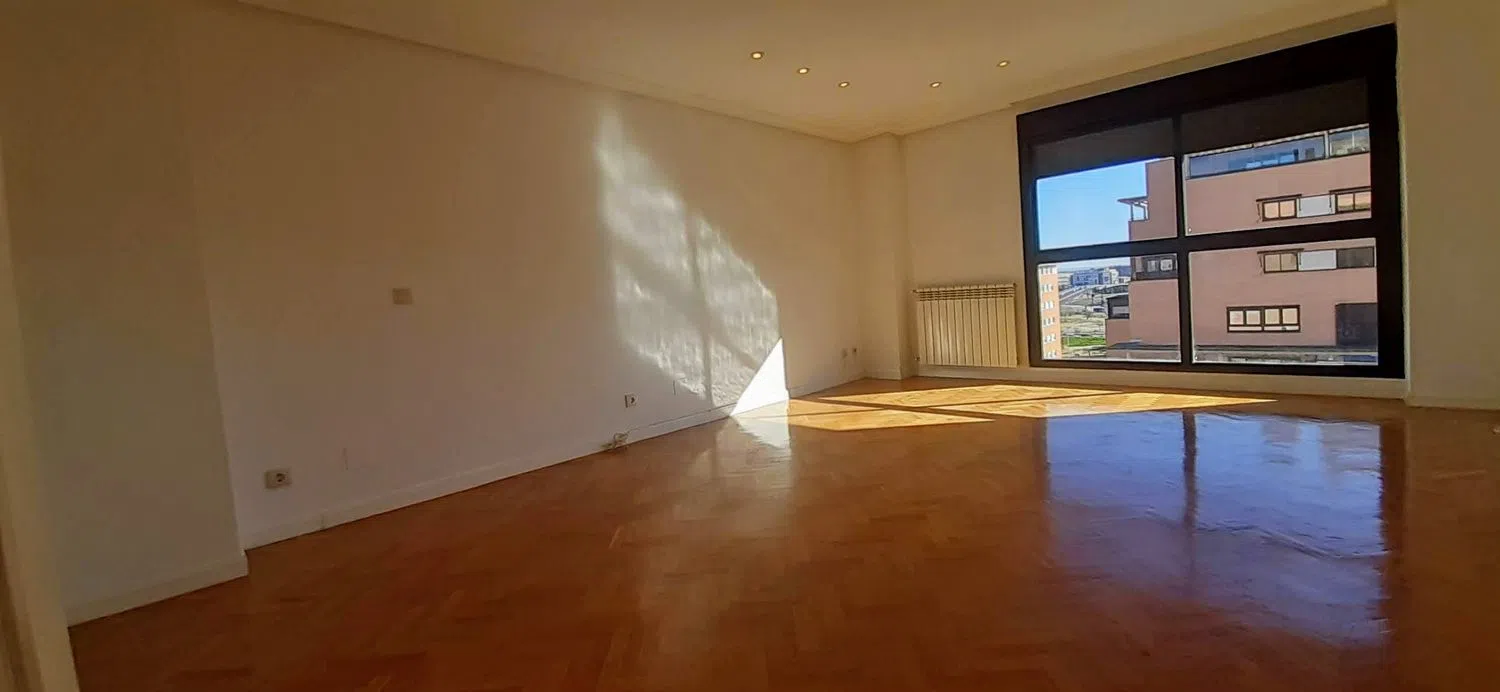 Piso en calle de la Sierra de Atapuerca, 31 - Foto 1