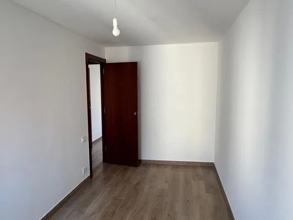 Piso en Avenida Mare de Déu de Bellvitge, 220, Bellvitge - Foto 2