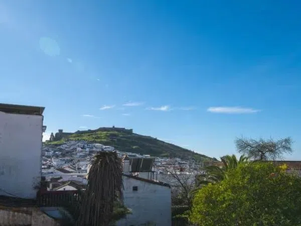 Casa rural en Avenida de Portugal, 23 , 1ª planta - Foto 1